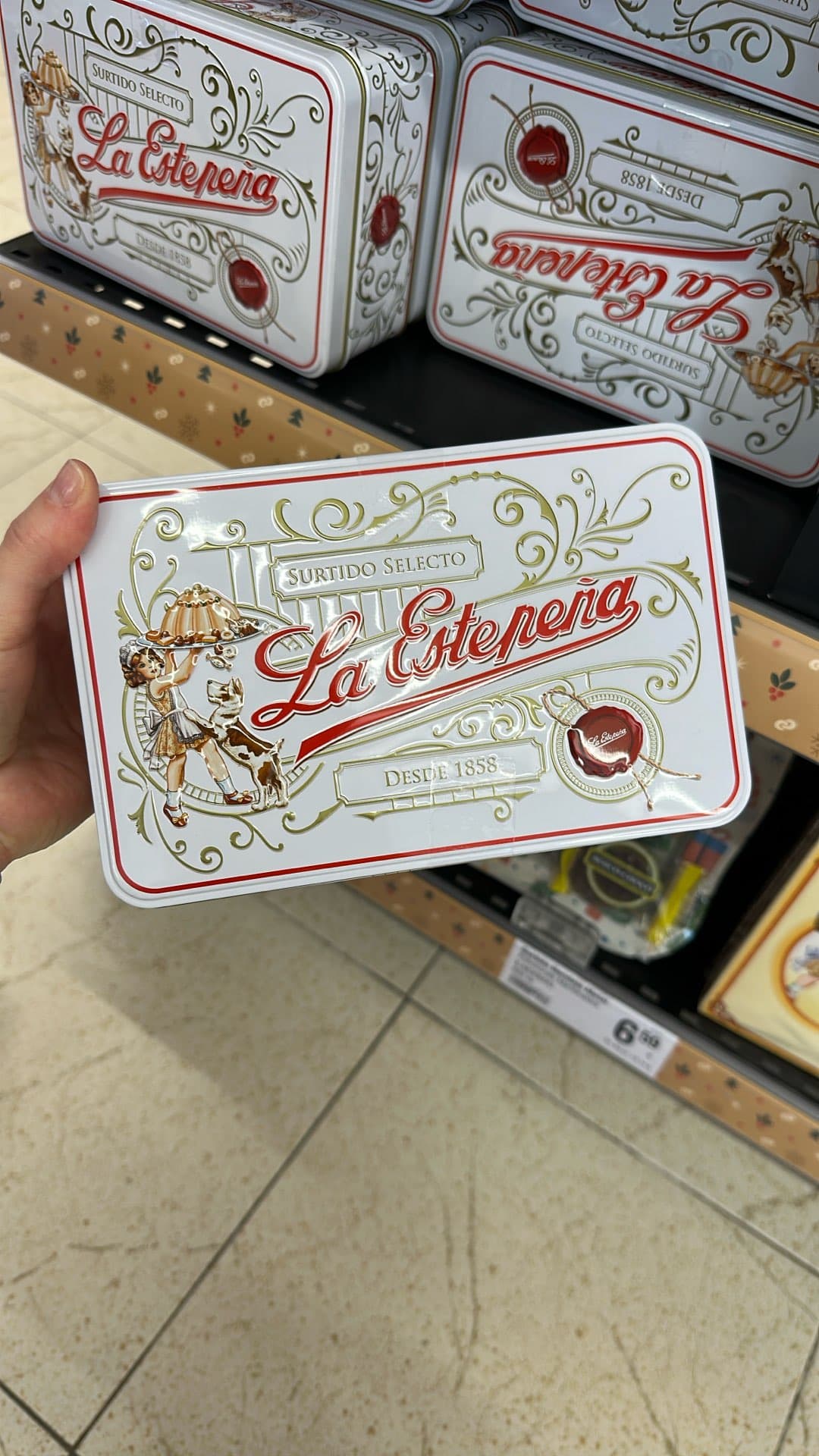 Металлическая коробка печенья La Estrepera
