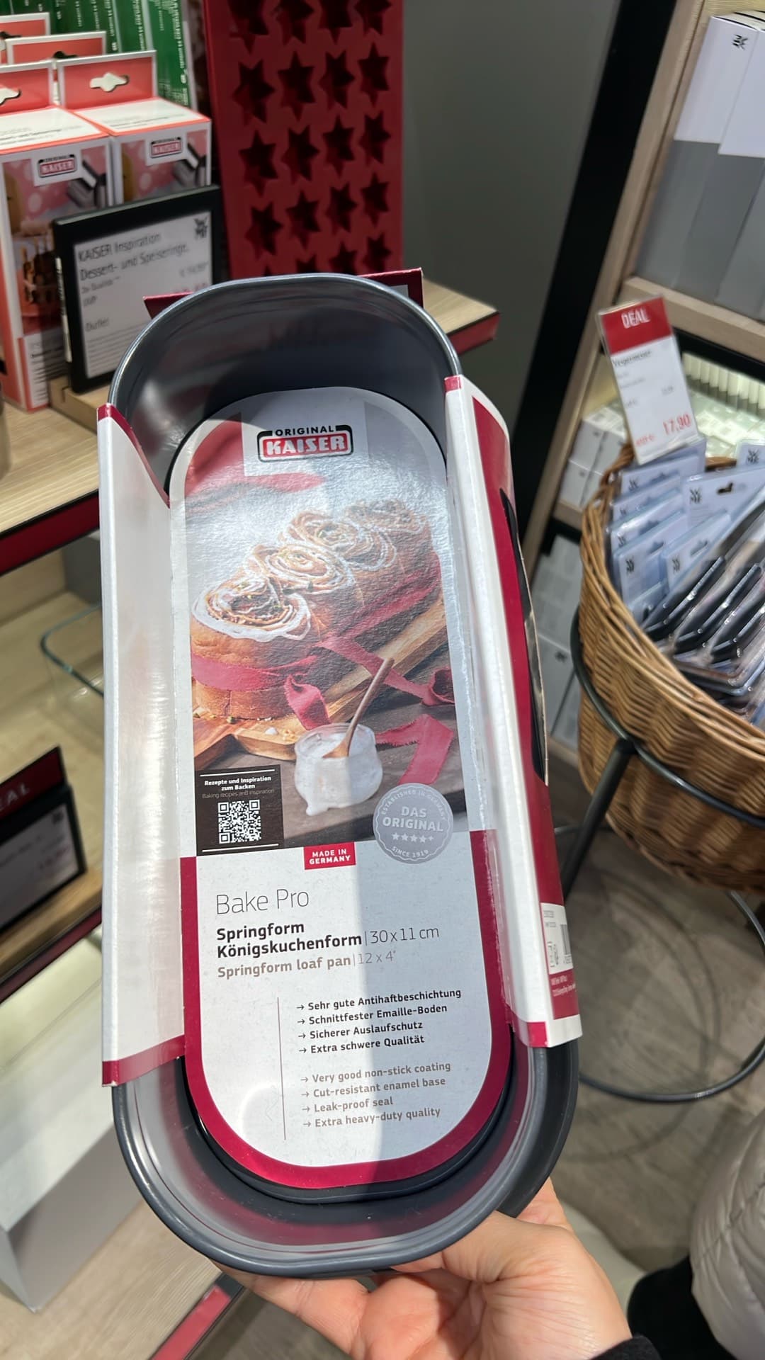 Kaiser Bake Pro Springform Pan
