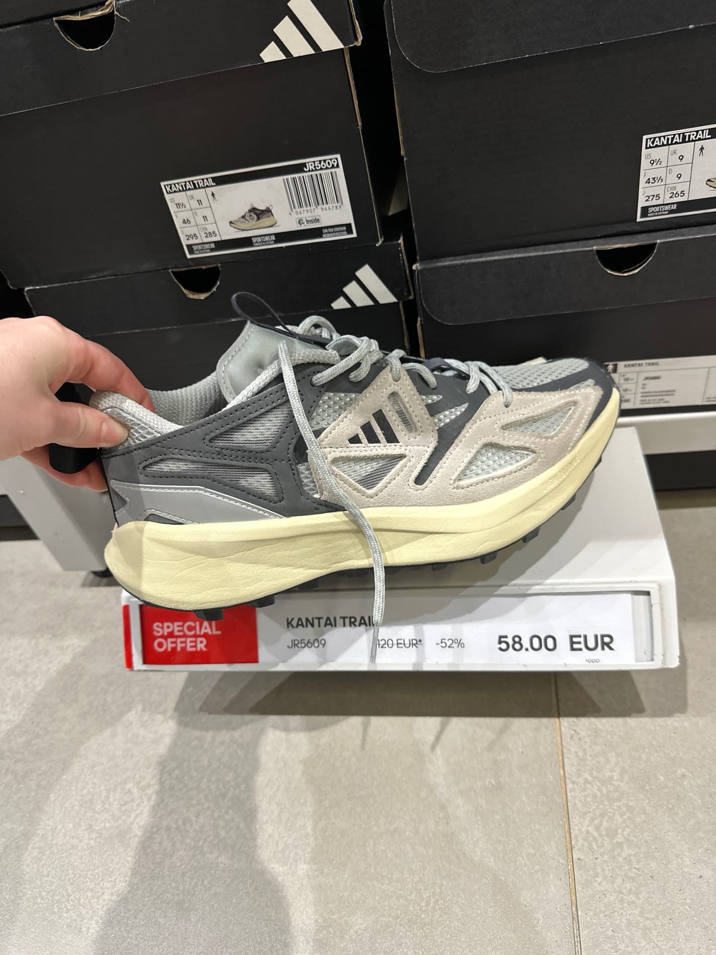 Adidas Kantai Trail Sneakers