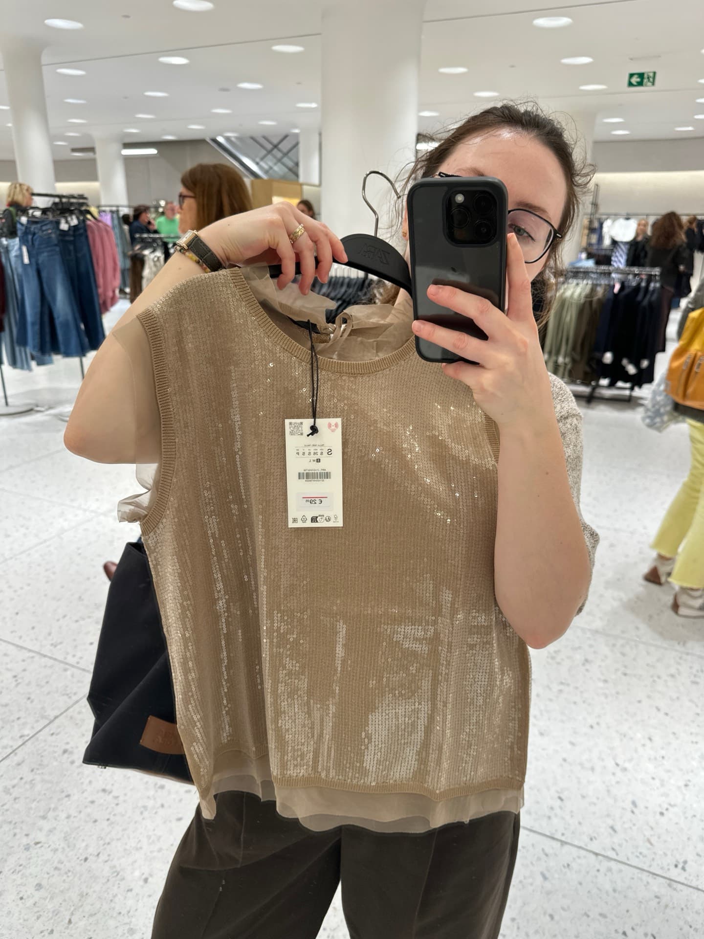 Chic Sequined Top