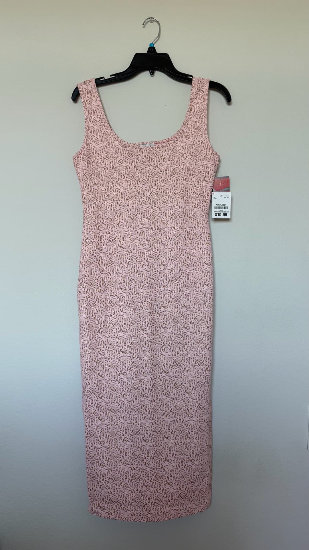 Chic Lace Dress
