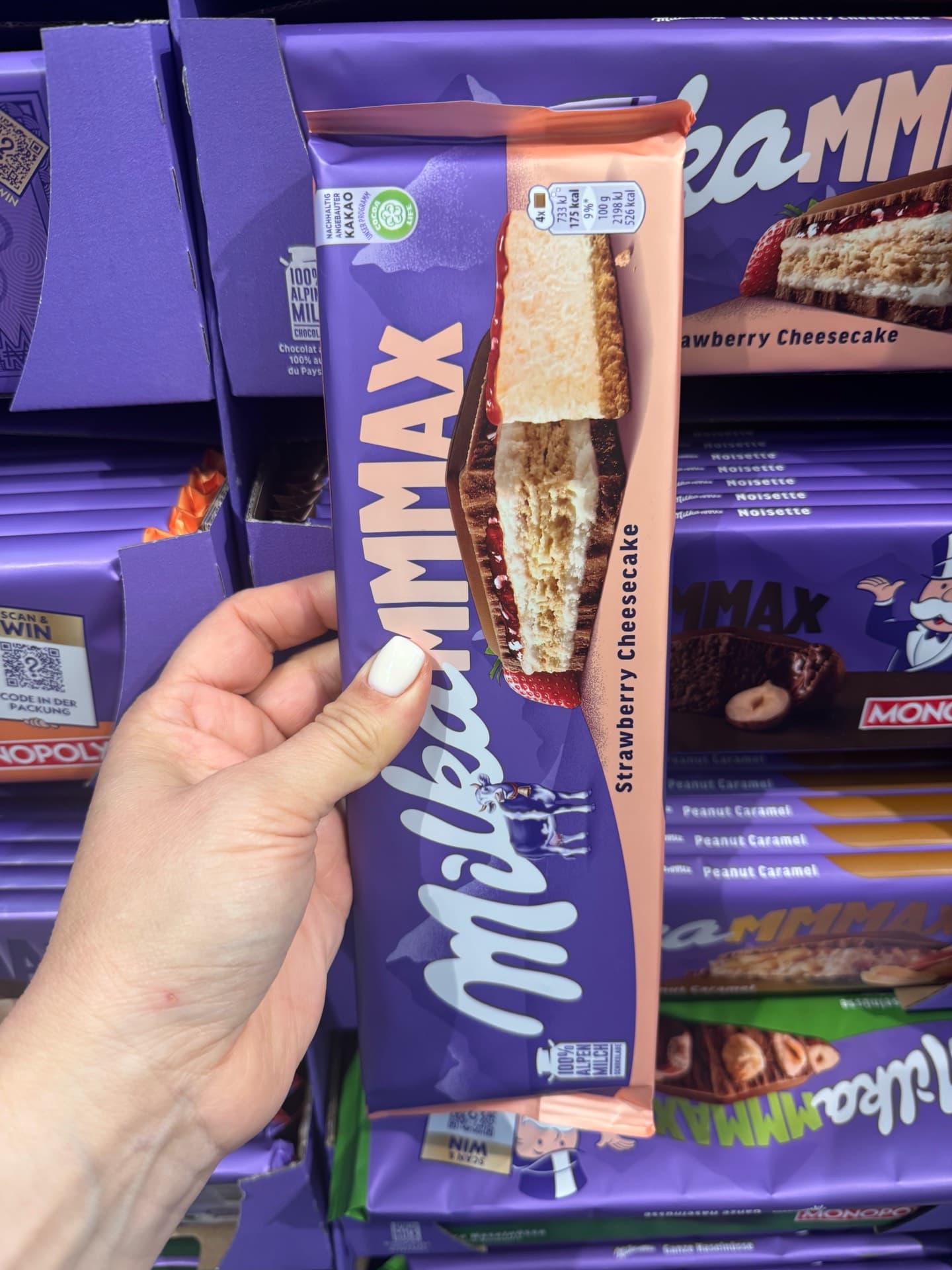 Milkamm Max Strawberry Cheesecake