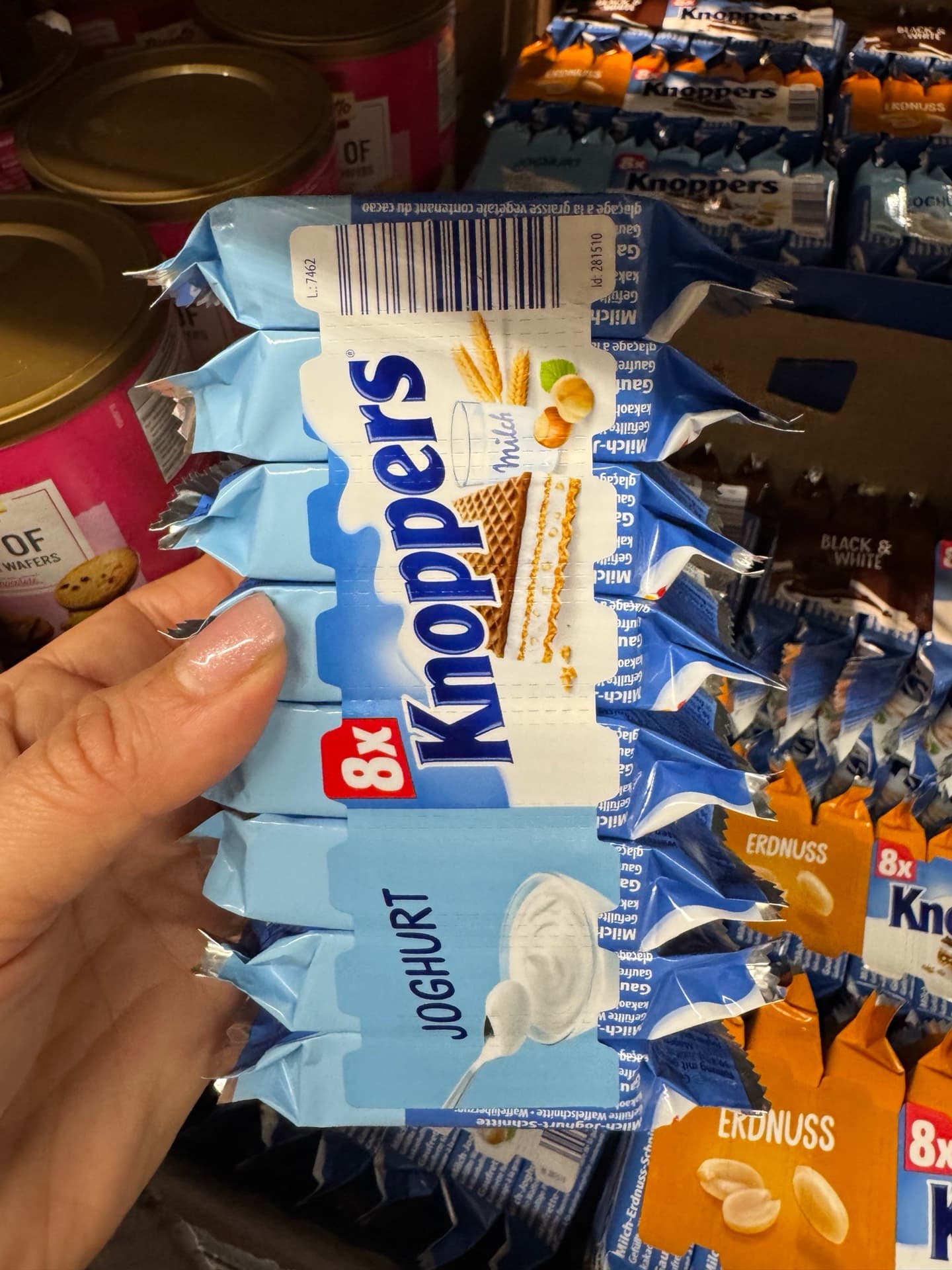 Knoppers Yogurt Wafers