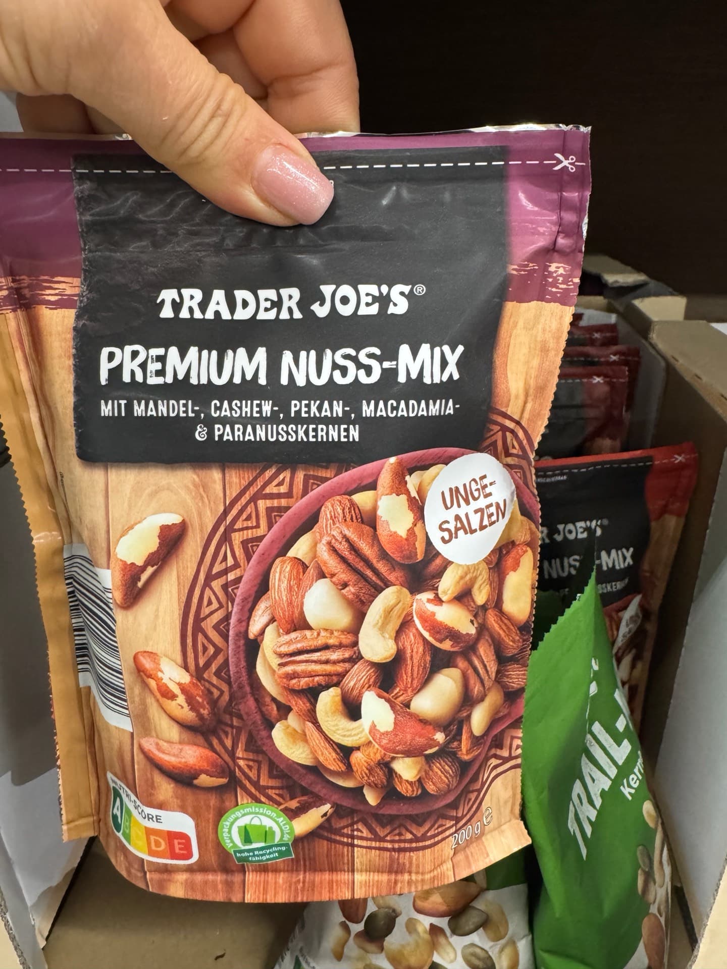 Trader Joe's Premium Nut Mix