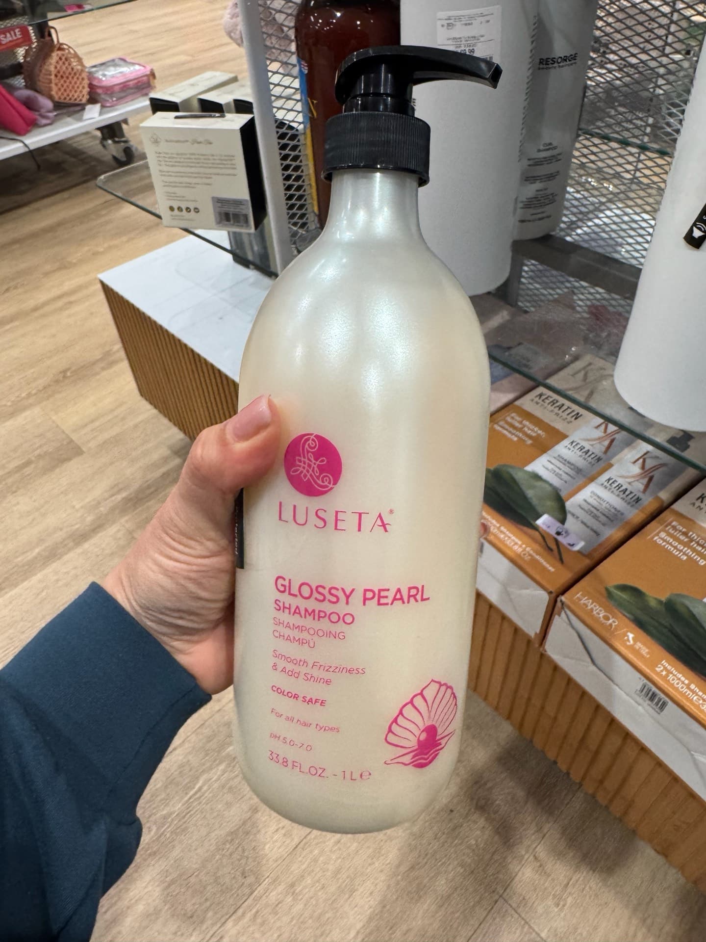 Luseta Glossy Pearl Shampoo