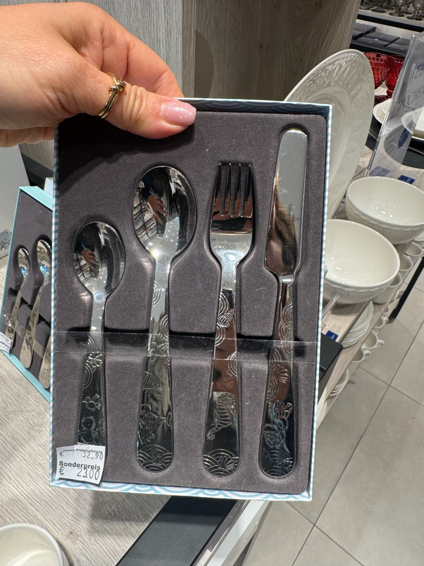 Elegant Cutlery Set