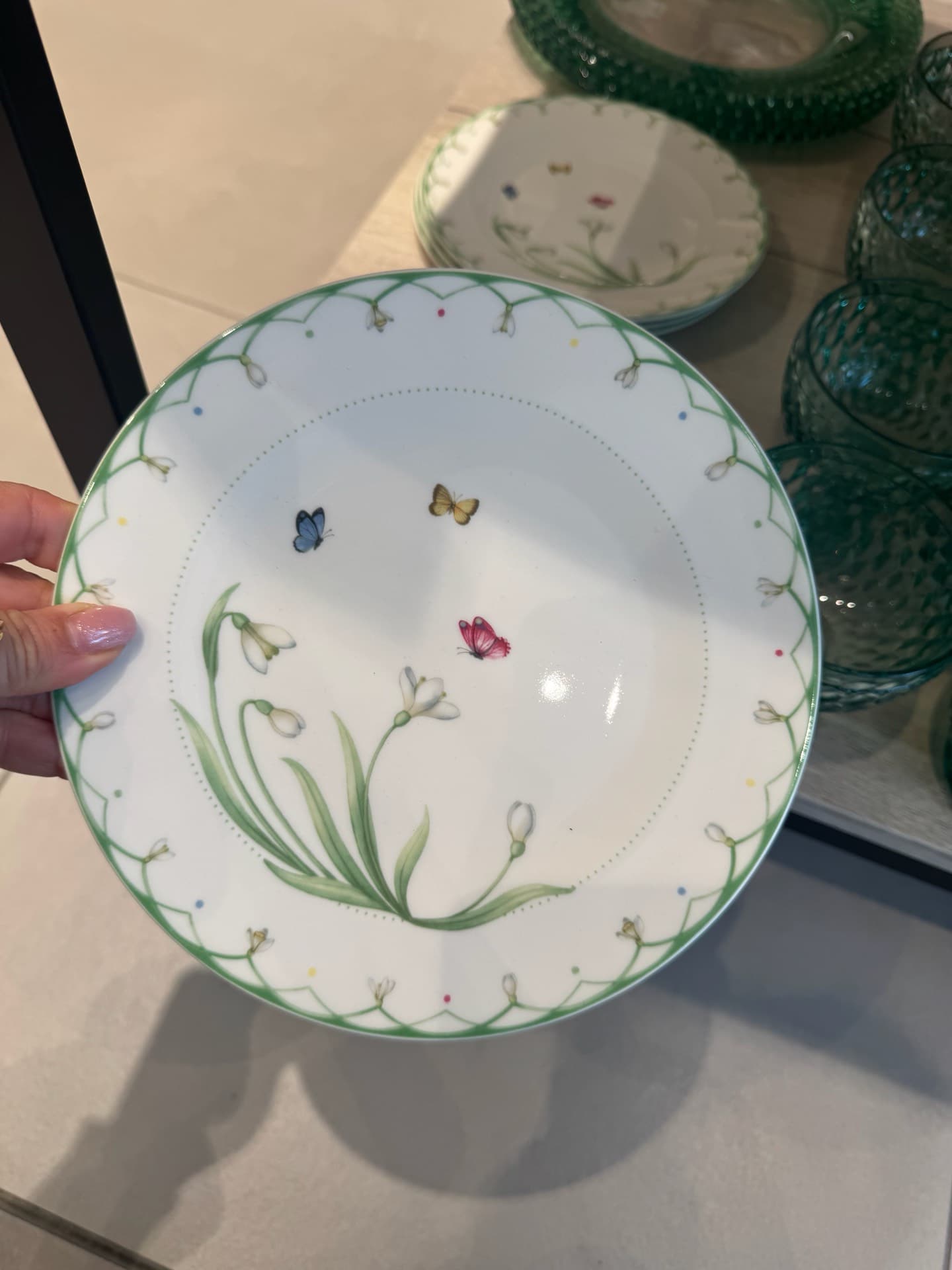 Elegant Floral Plate