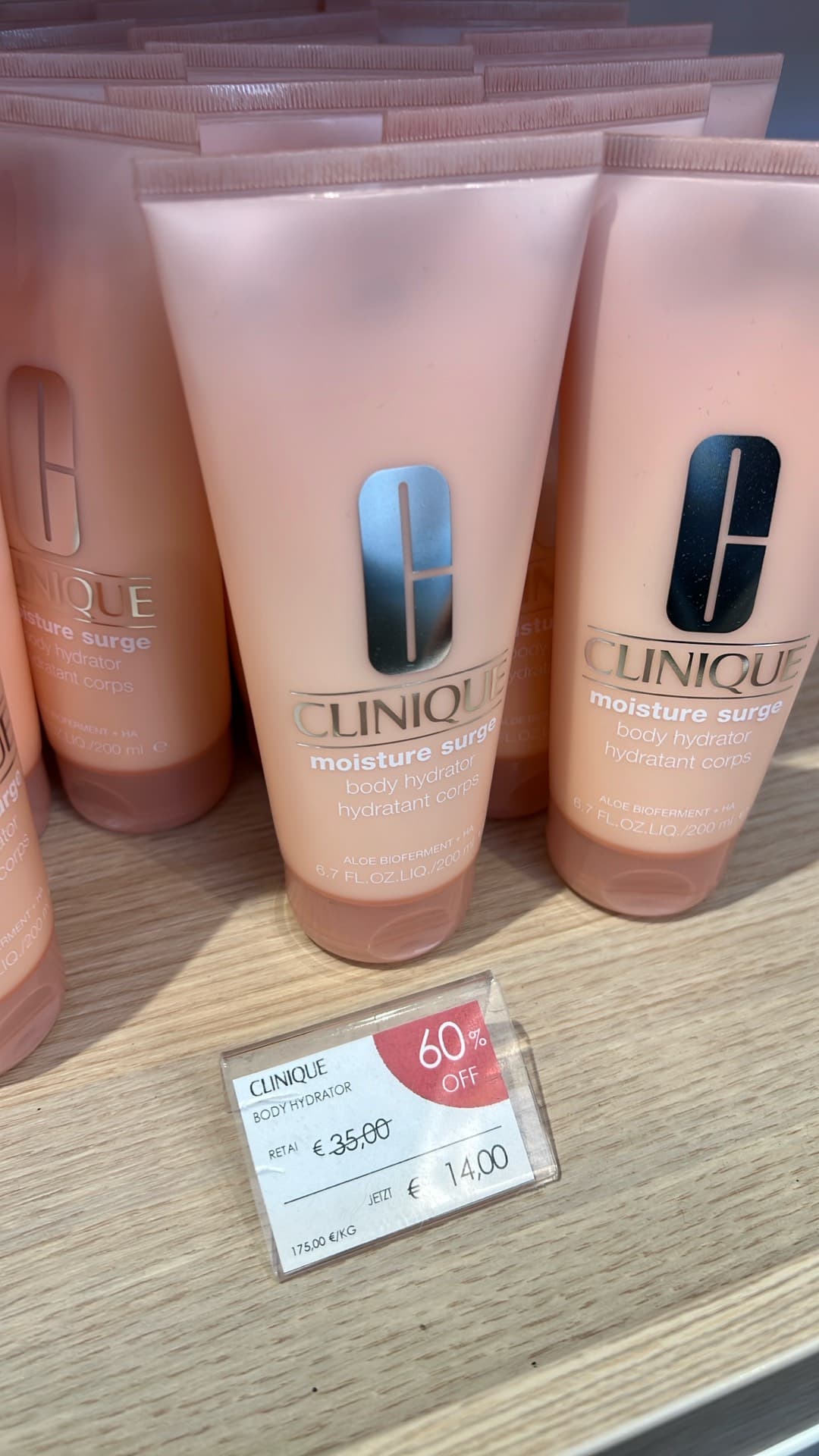 Clinique Moisture Surge Body Hydrator