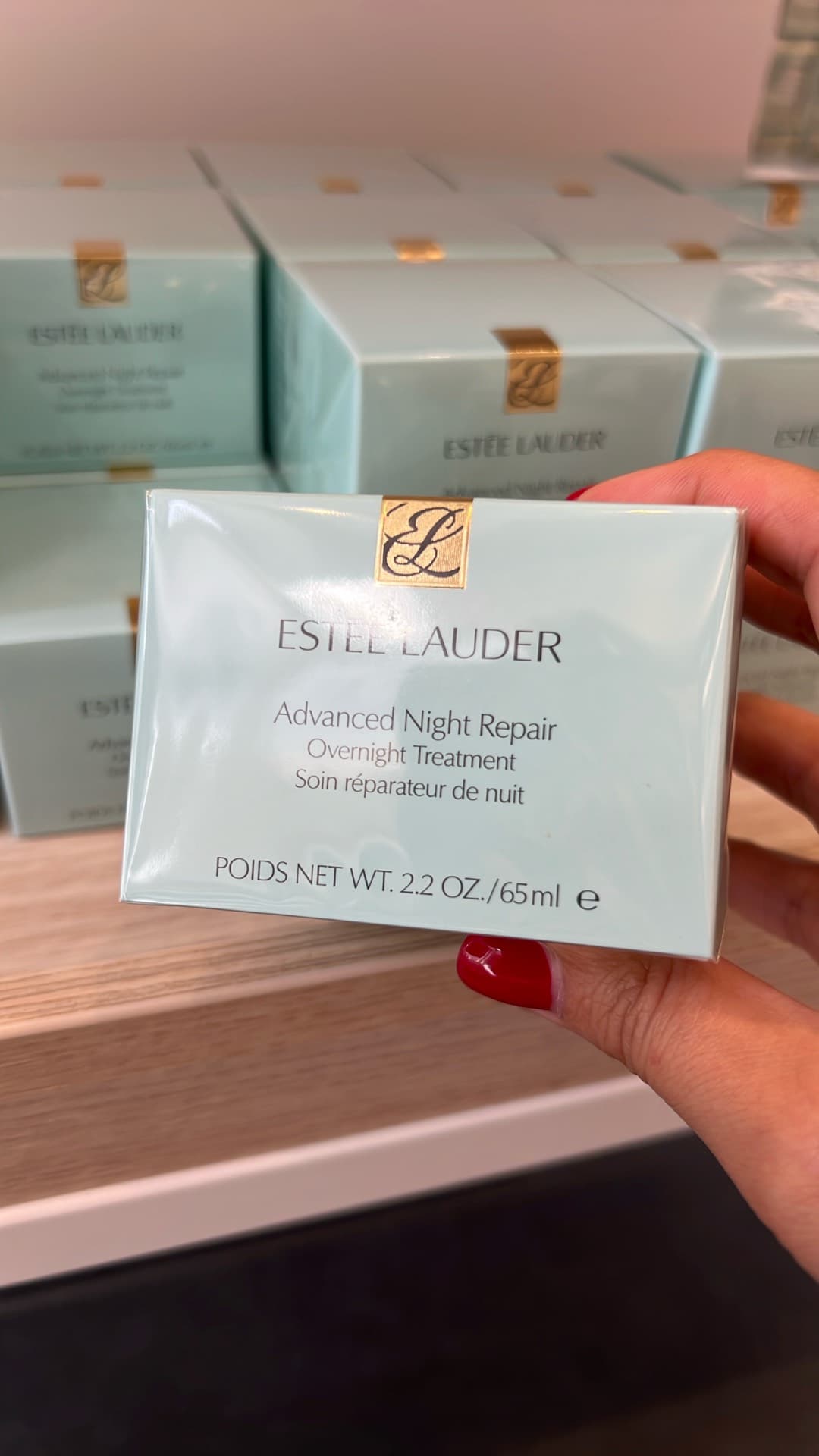 Ремонт ночного времени Estée Lauder