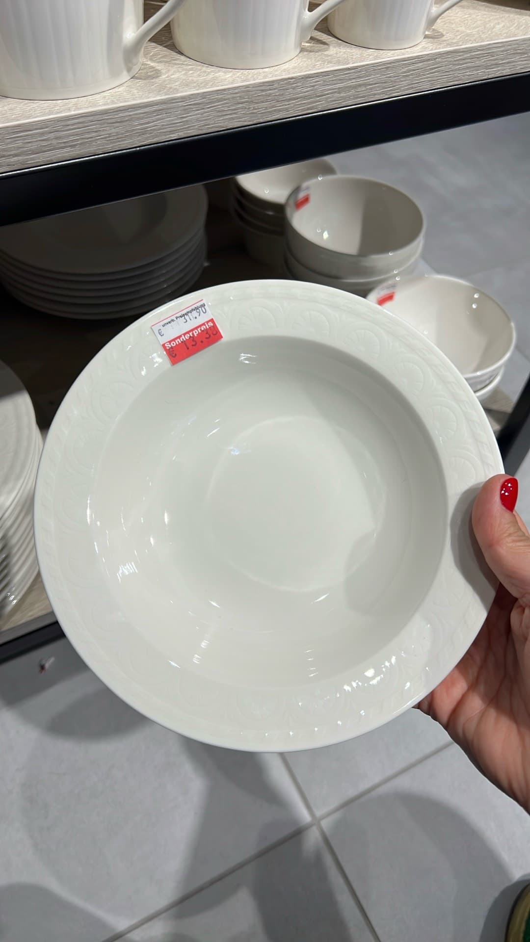 Elegant Ceramic Bowl