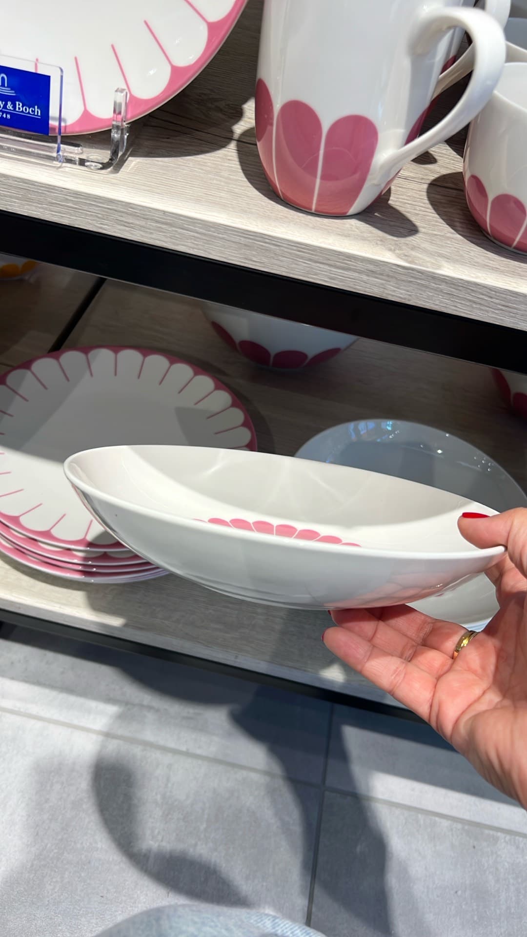 Elegant Serving Dish