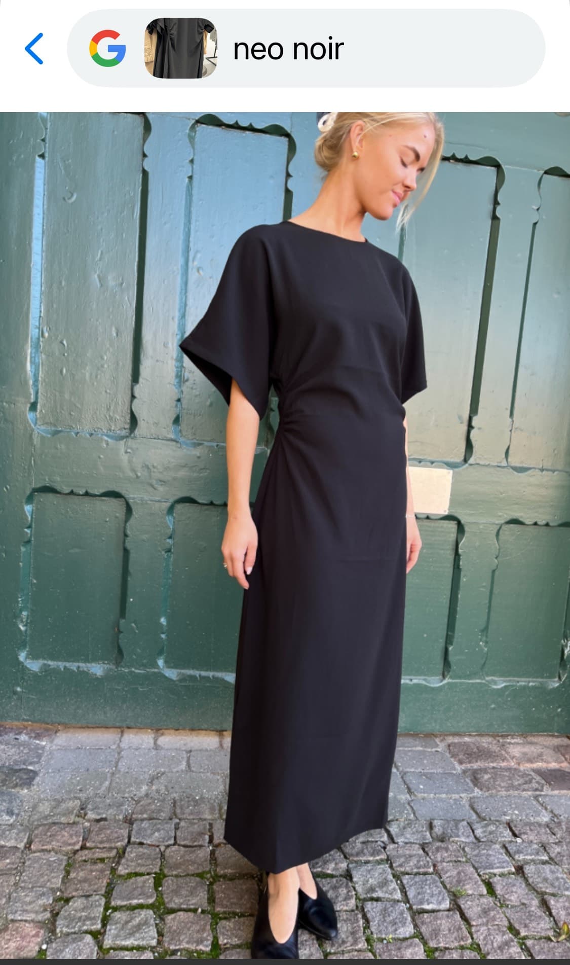 Chic Black Dress