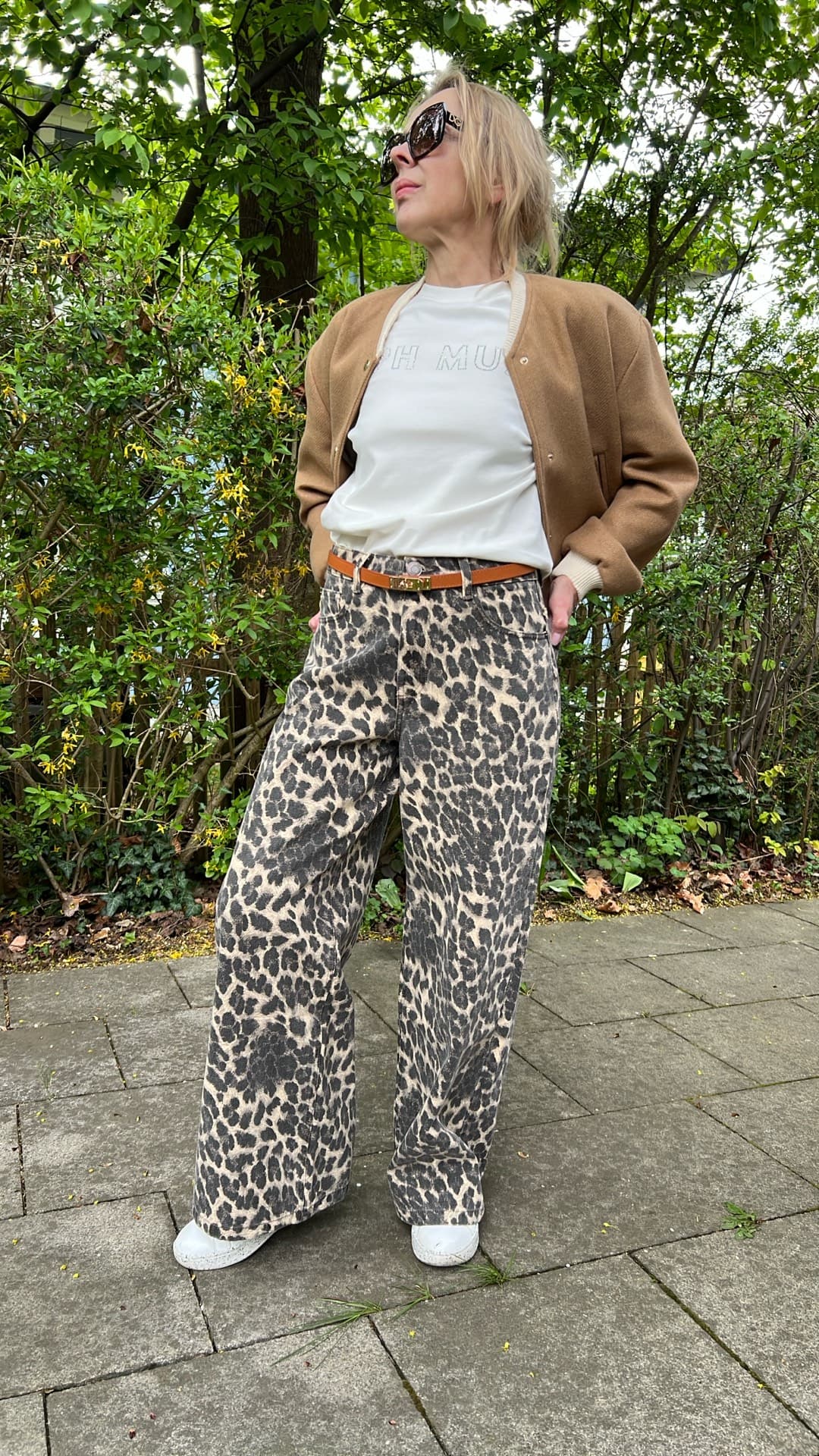 Chic Leopard Print Pants