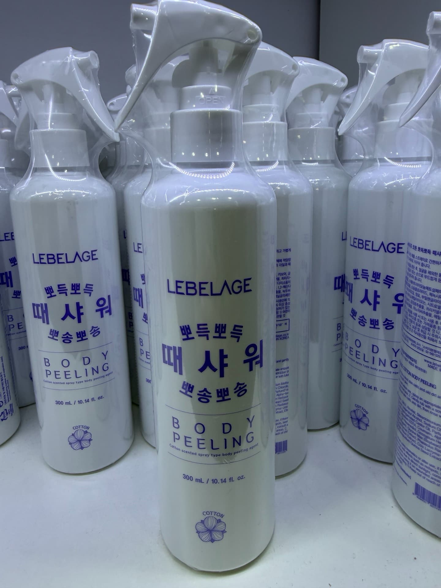 Lebelage Body Peeling Spray