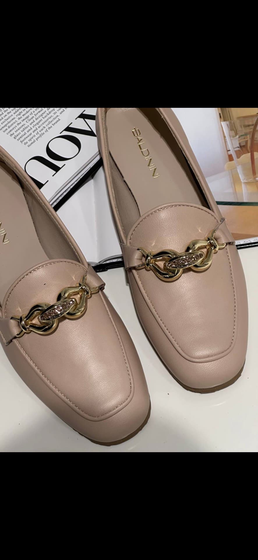 Elegant Loafers with Gold Accents