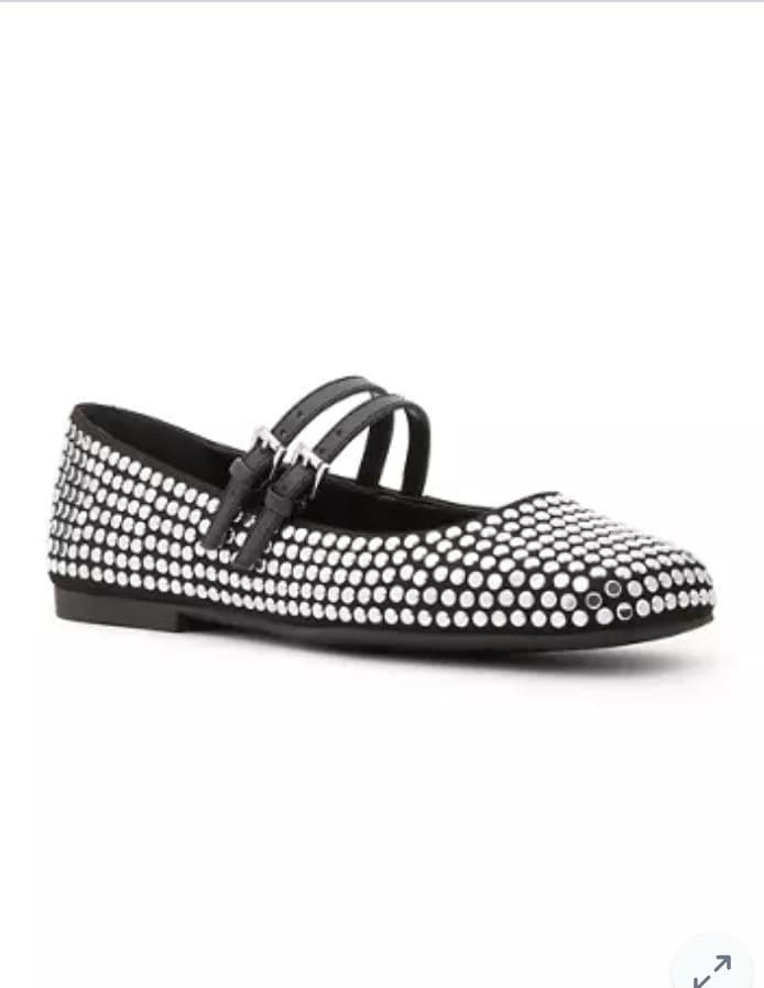 Stylish Black and White Flats