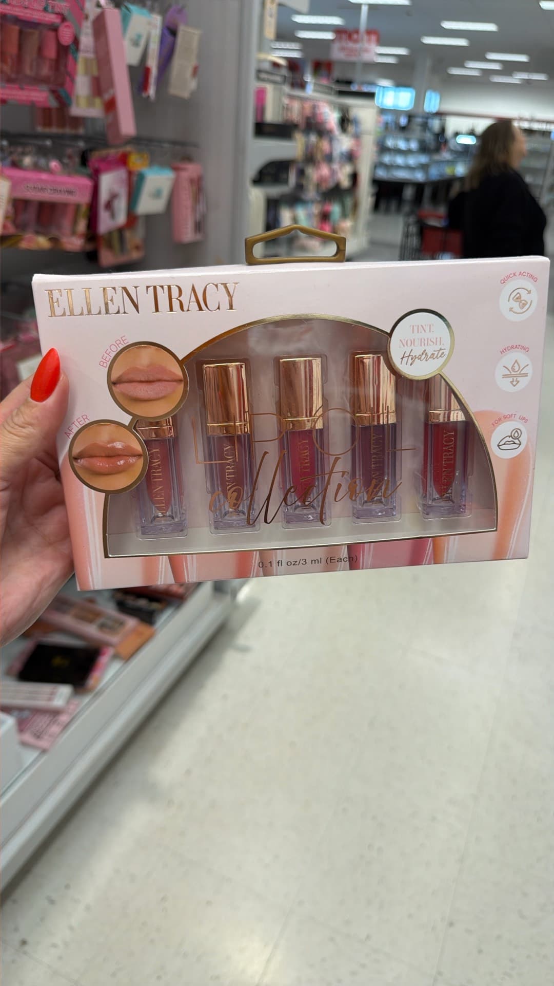 Ellen Tracy Lip Collection