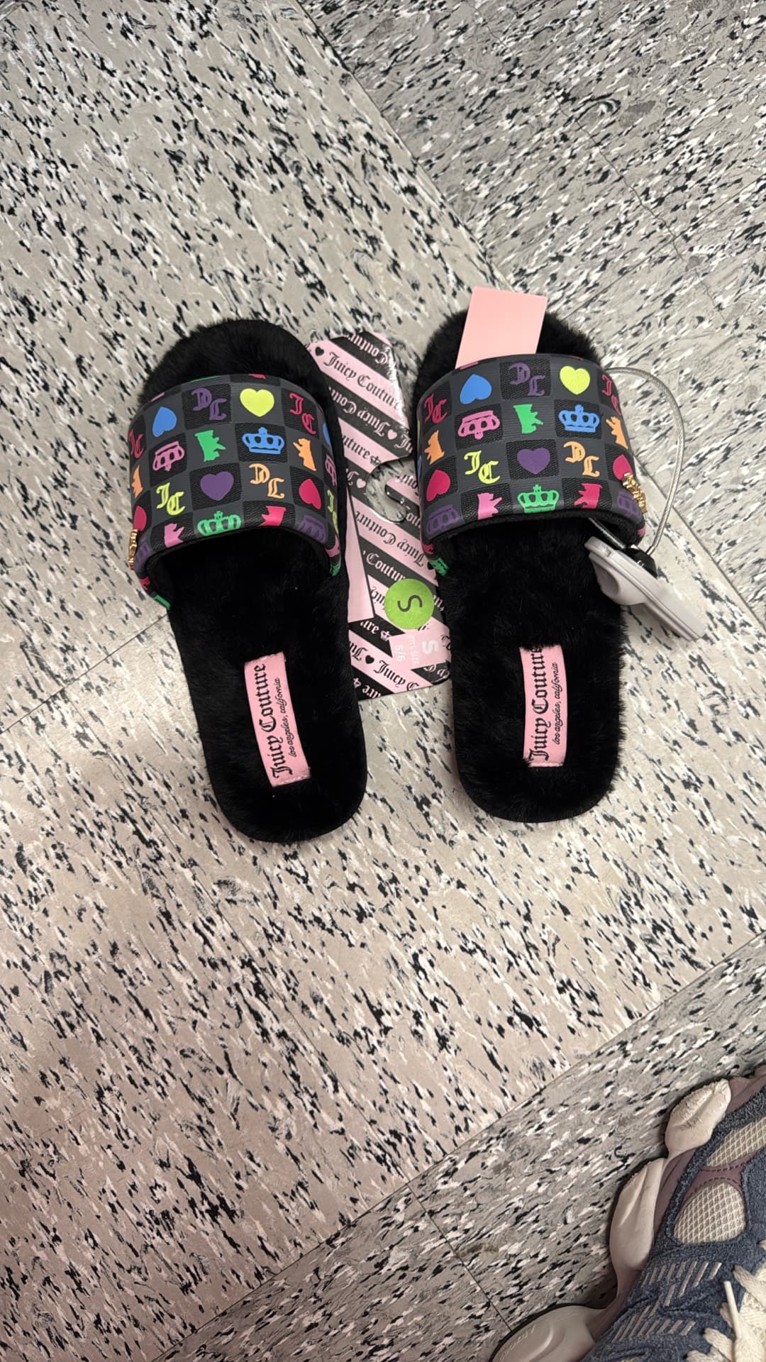 Juicy Couture Slippers
