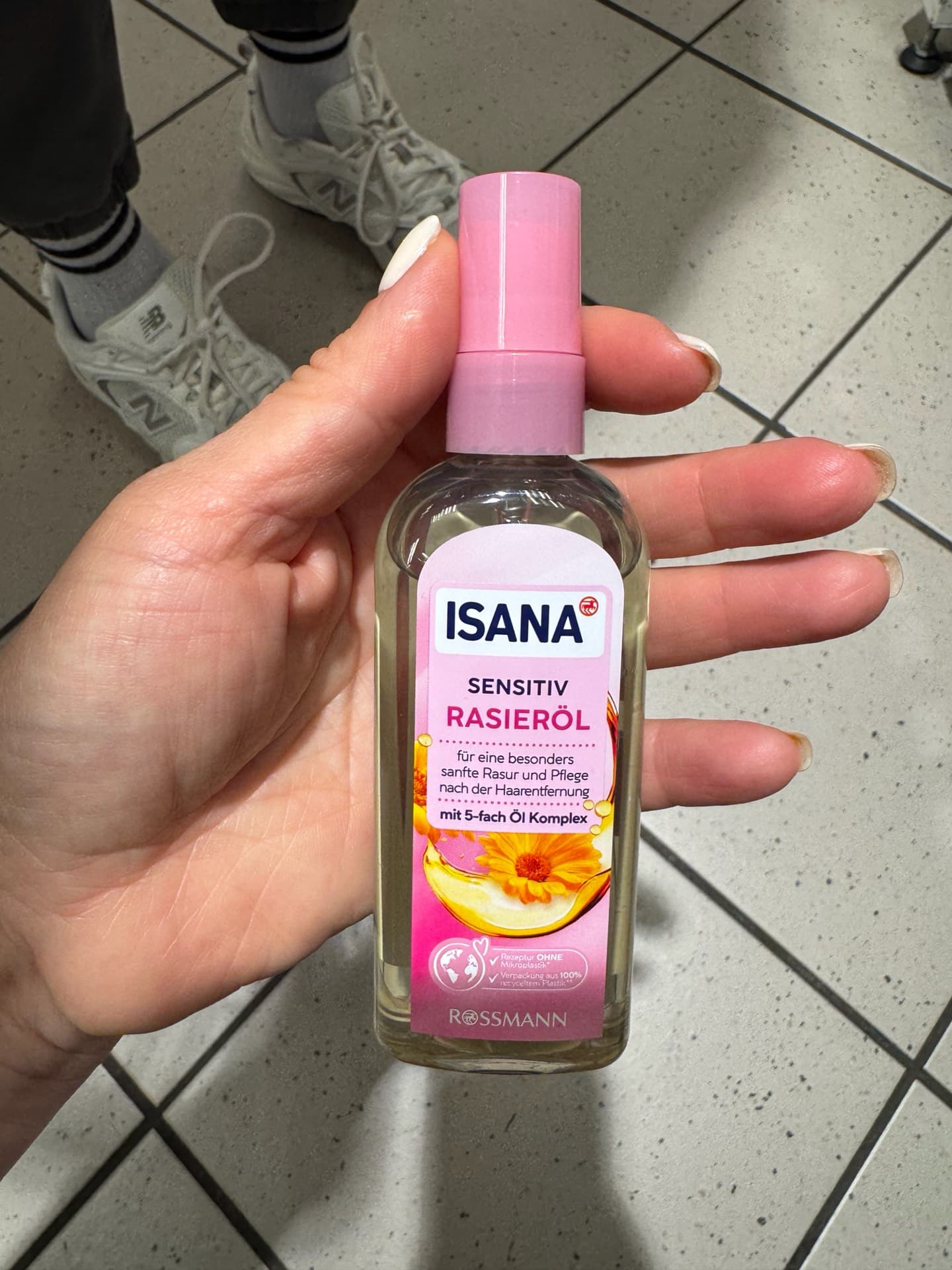 ISANA Sensitive Shaving Oil