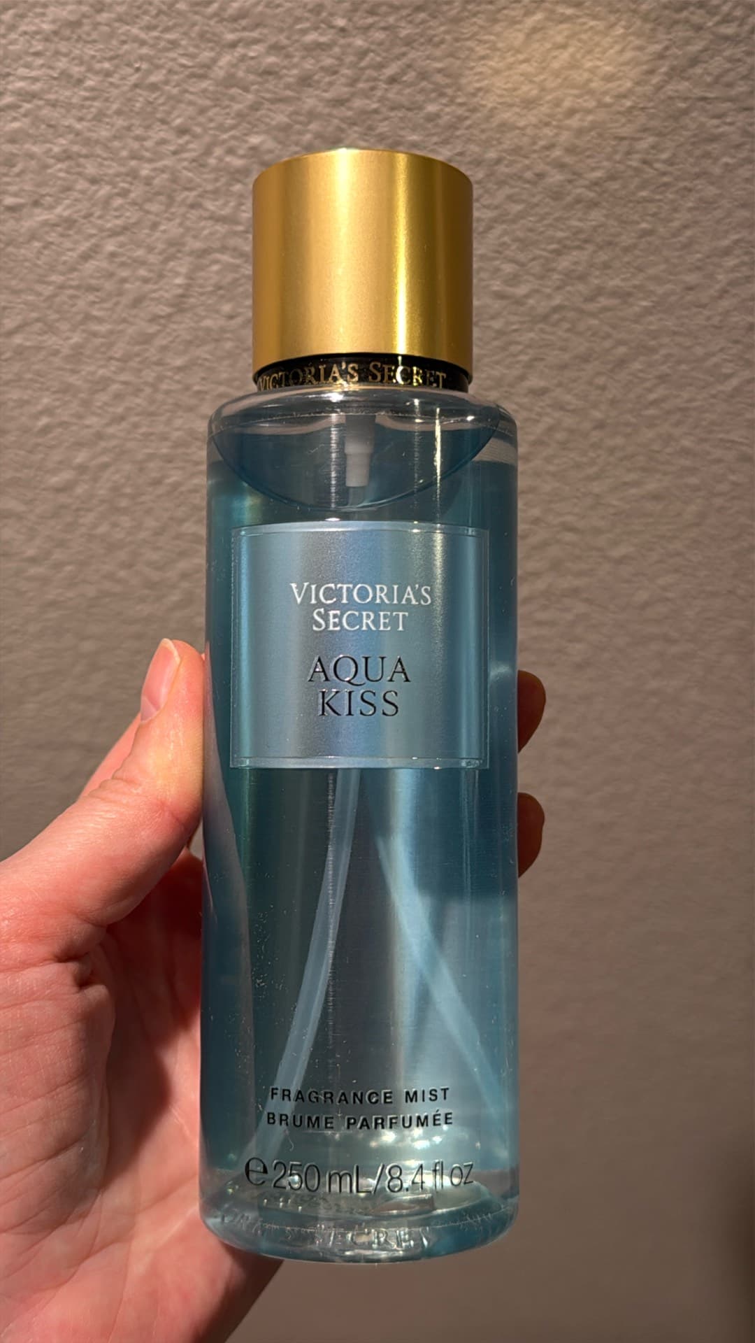 Victoria's Secret Aqua Kiss Mist