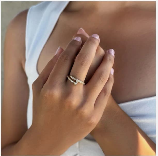 Elegant Diamond Ring