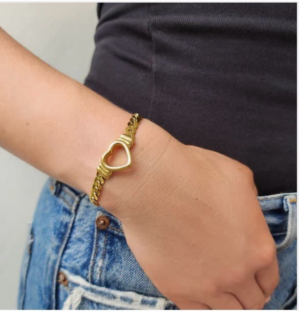 Heart-Shaped Bracelet