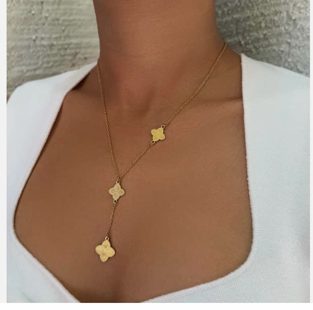 Elegant Gold Necklace