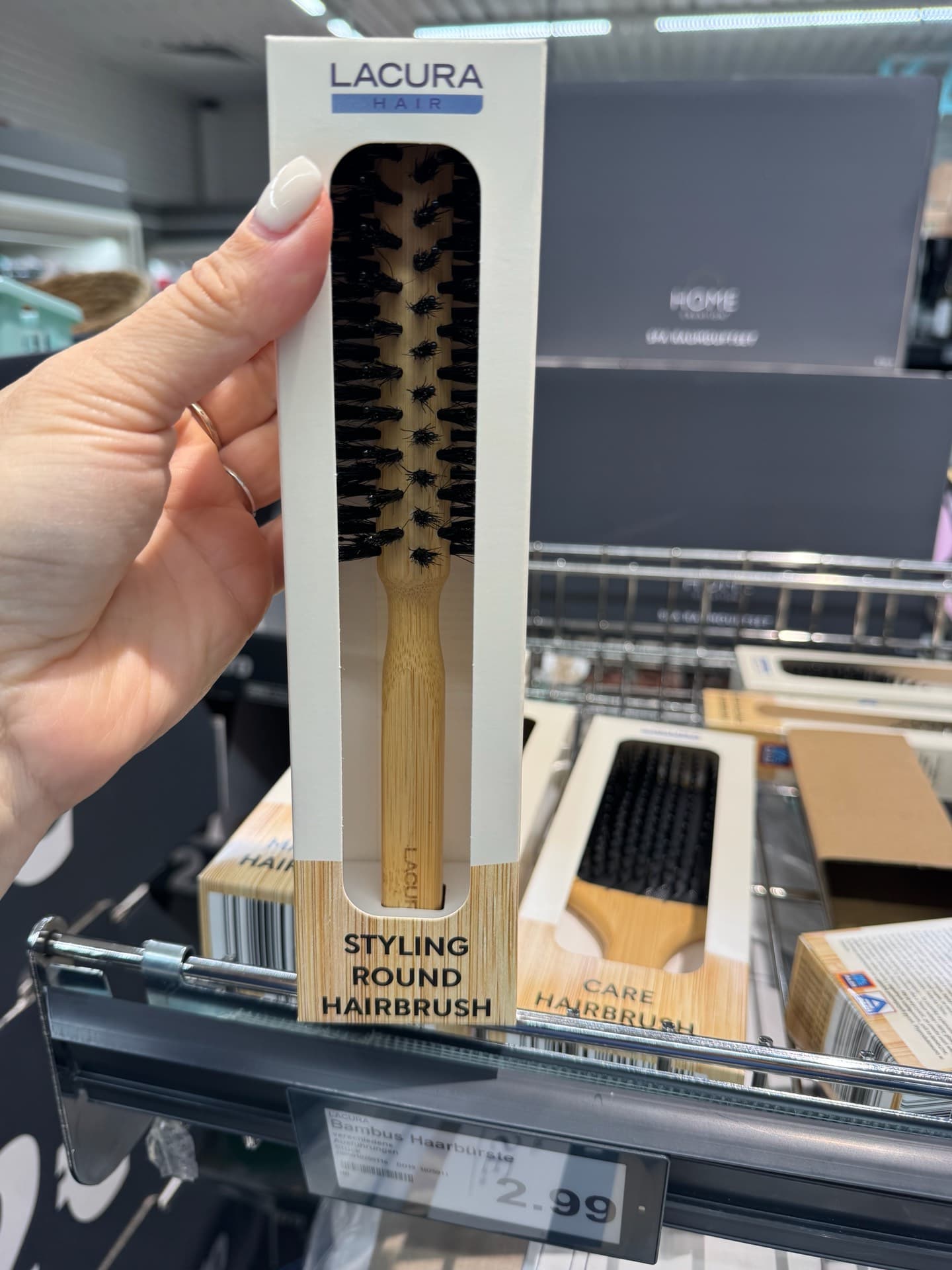 Lacura Styling Round Hairbrush