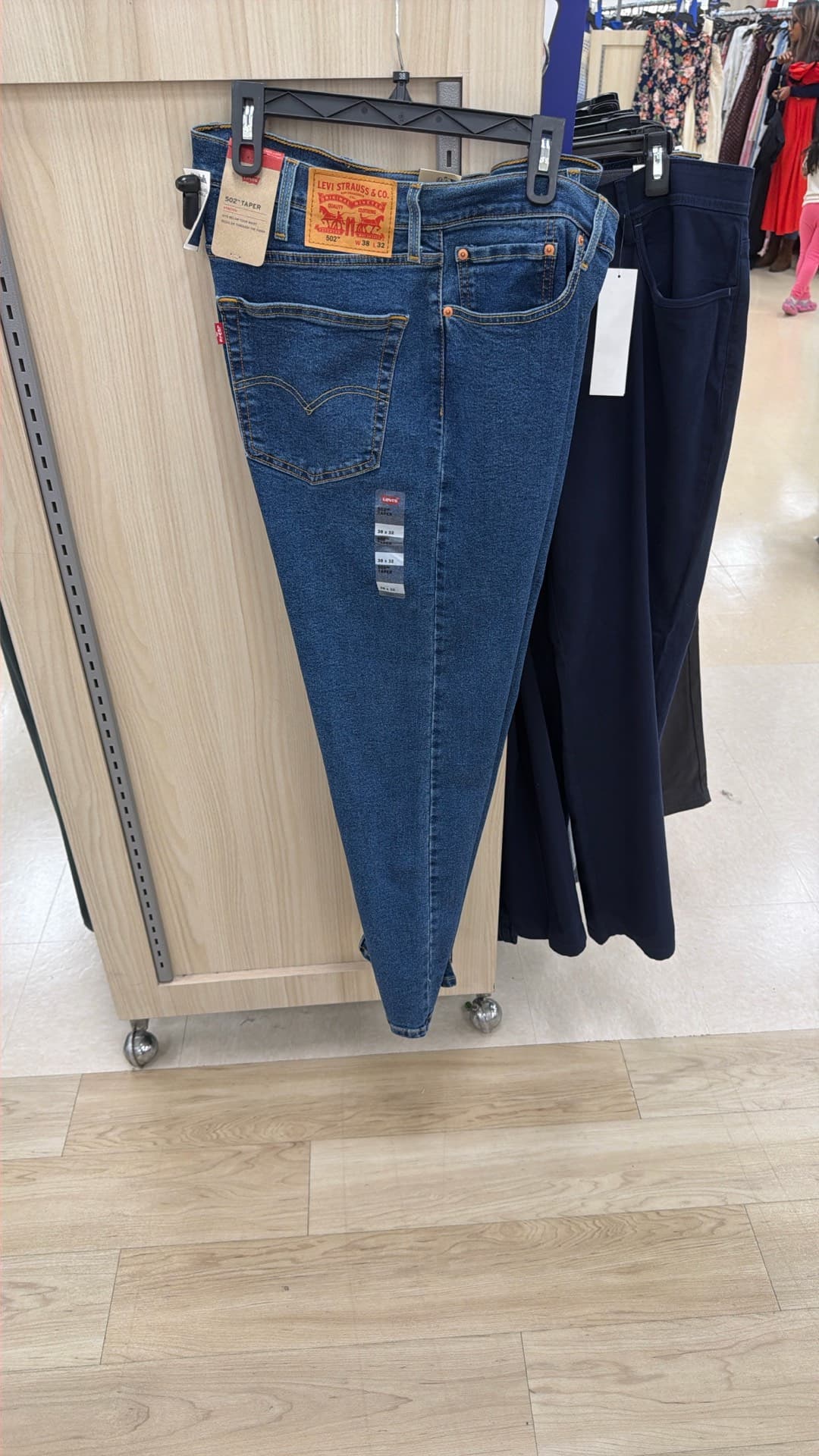 Levi's 502 Taper Jeans