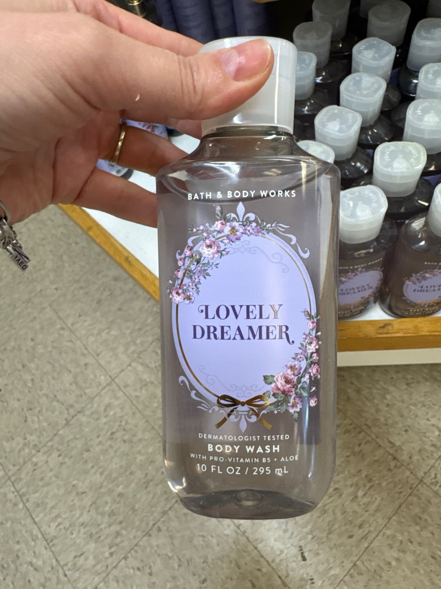 Lovely Dreamer Body Wash