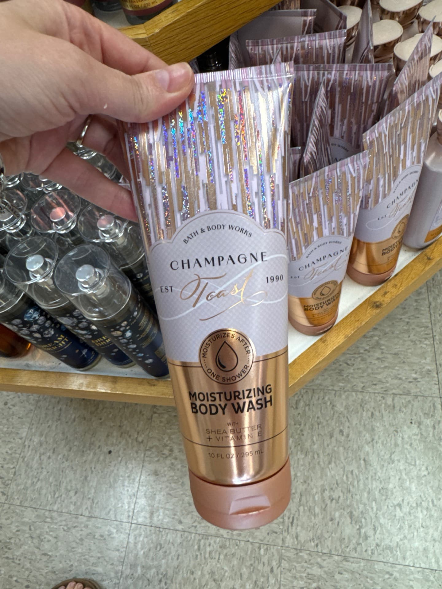Champagne Foaming Body Wash