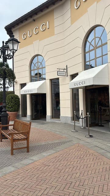 Gucci