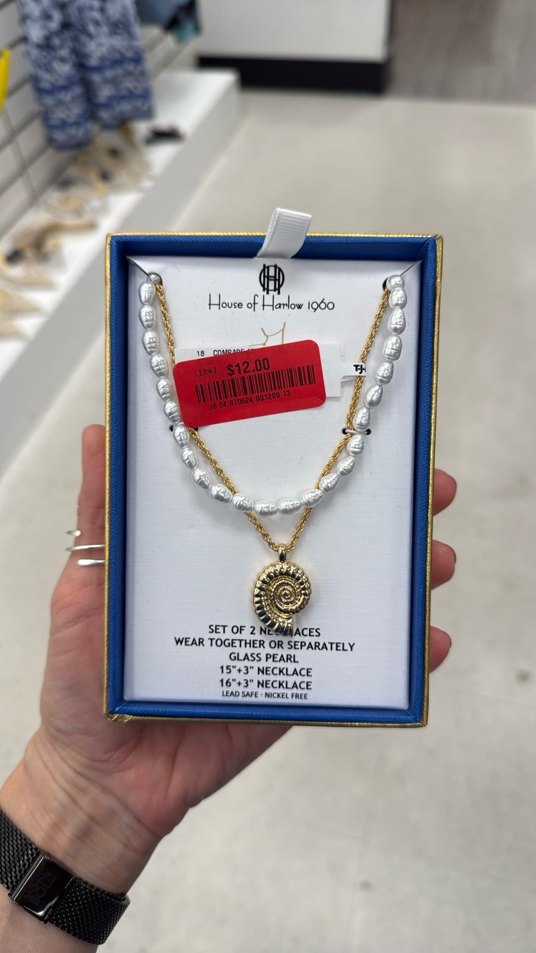 House of Harlow 1960 Necklace Set
