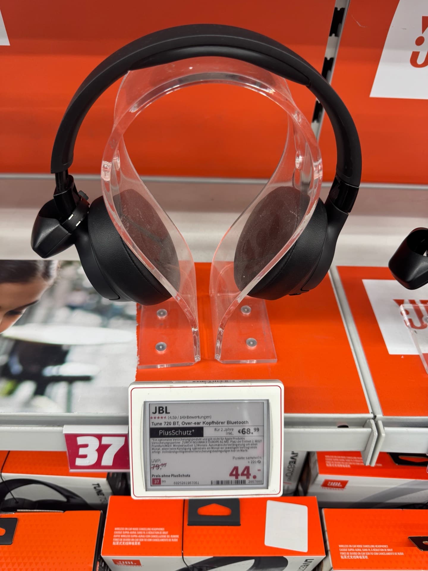 JBL Tune 720BT Headphones