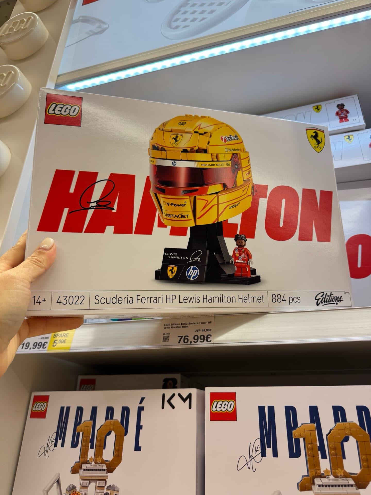 LEGO Lewis Hamilton Helmet