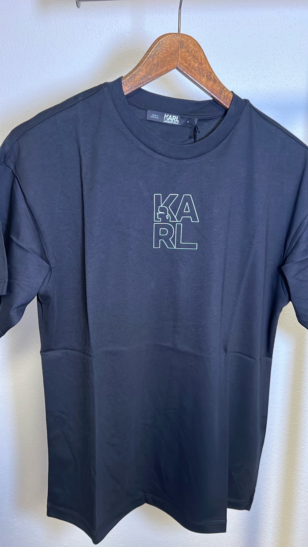 Karl Lagerfeld unisex black