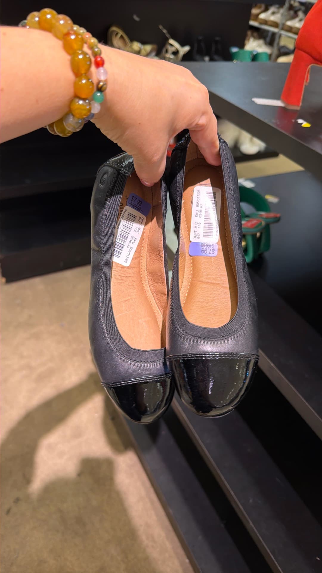 Chic Black Flats
