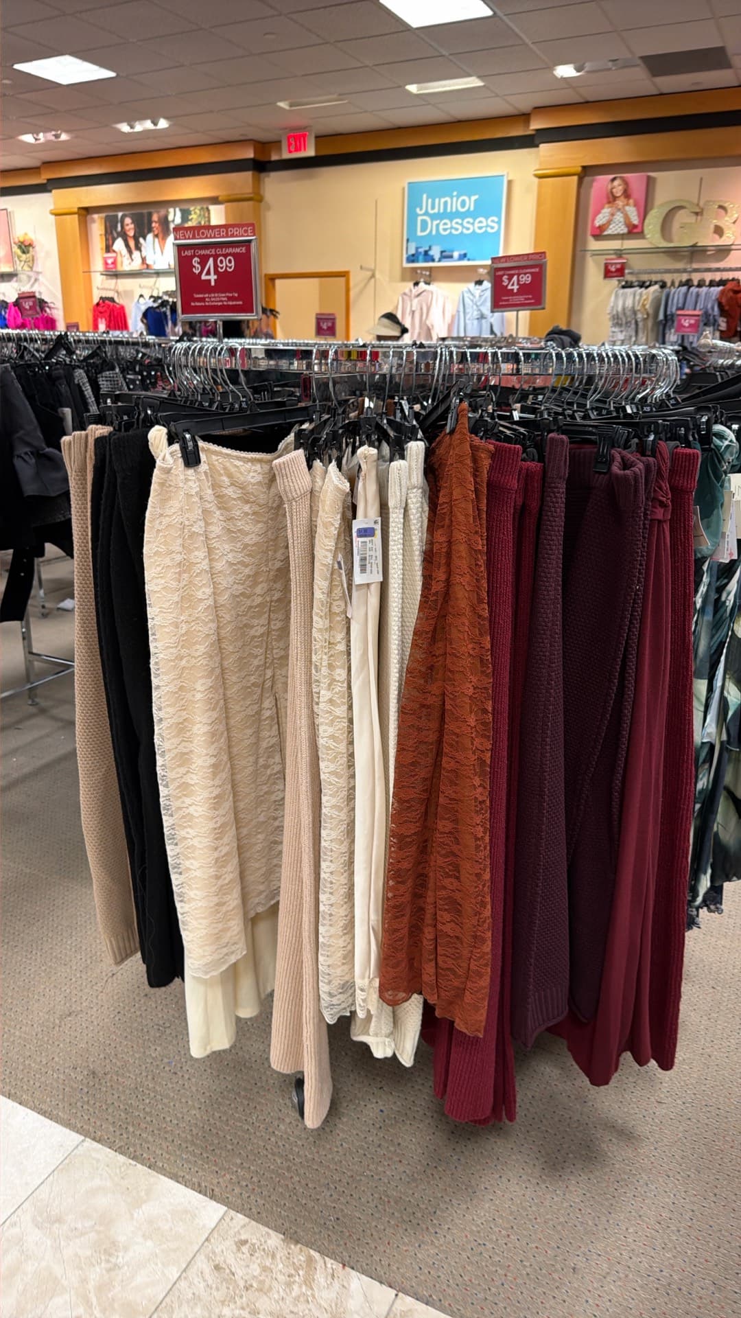 Trendy Women’s Pants