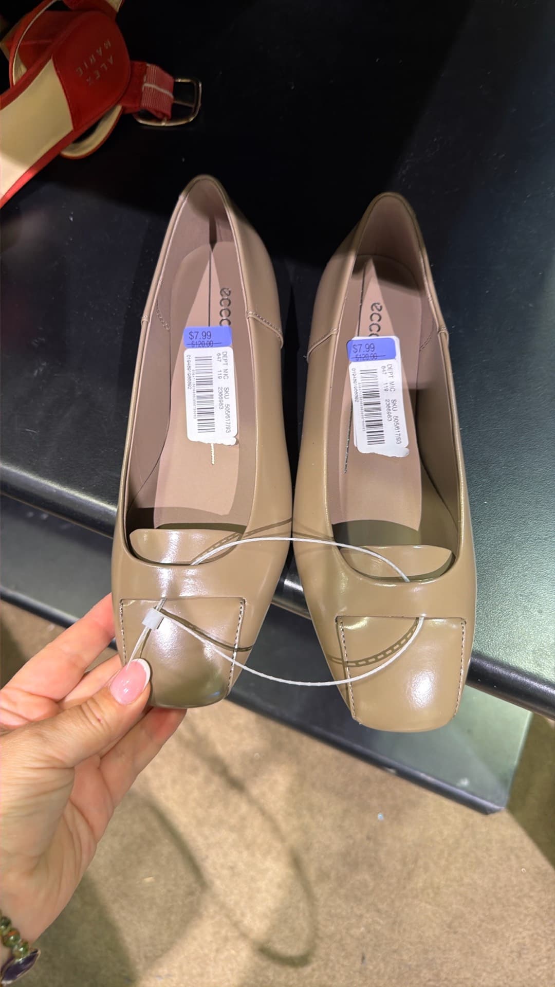 Elegant ECCO Flats