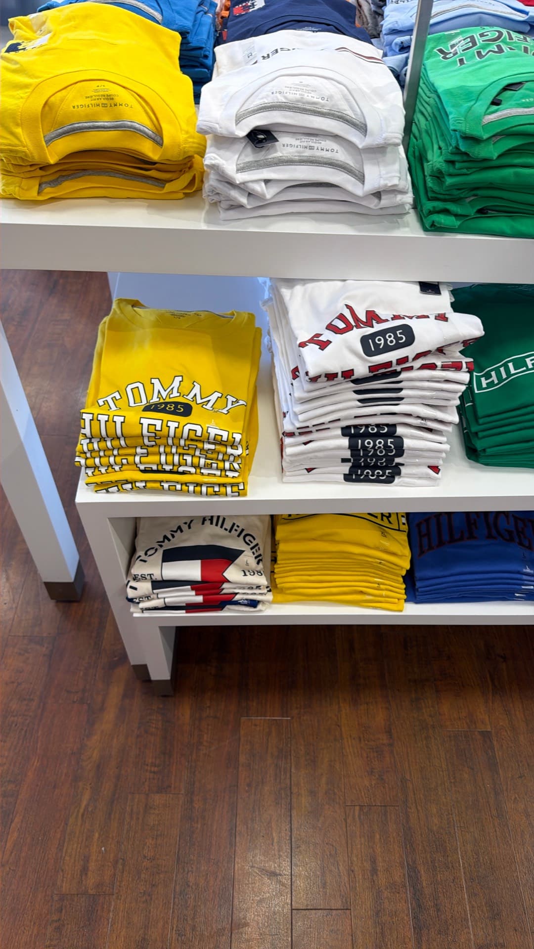 Tommy Hilfiger T-Shirts