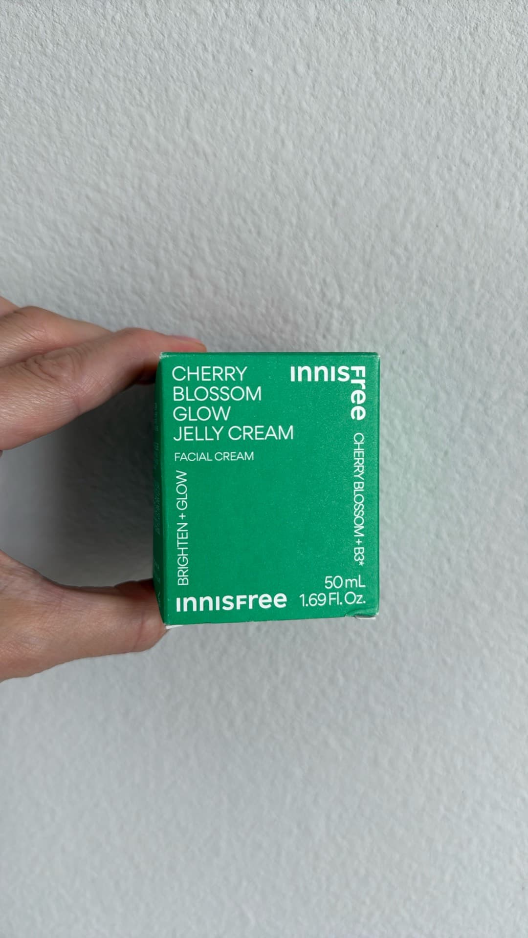 Innisfree Cherry Blossom Glow Jelly Cream