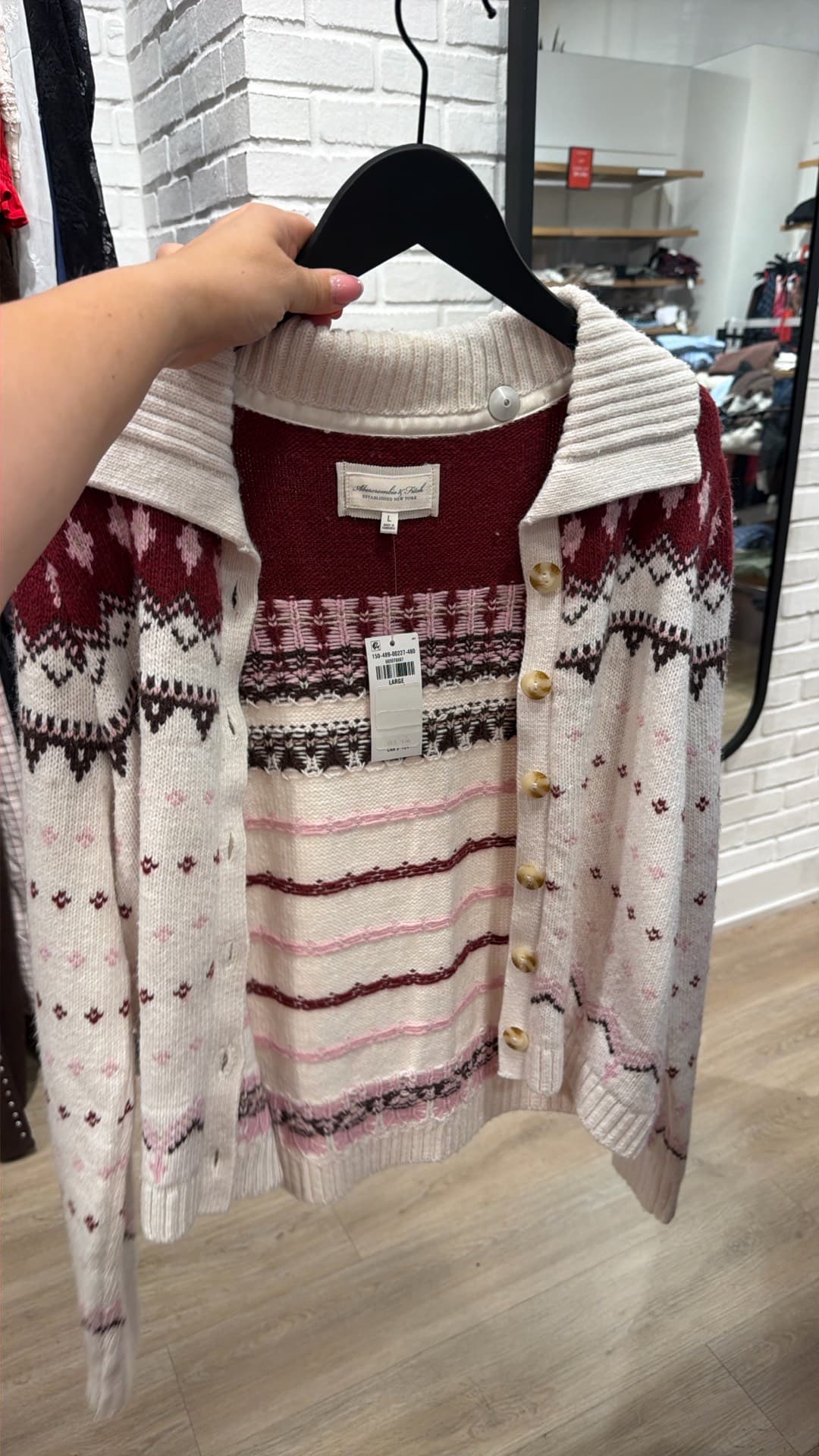 Уютный вязаный кардиган