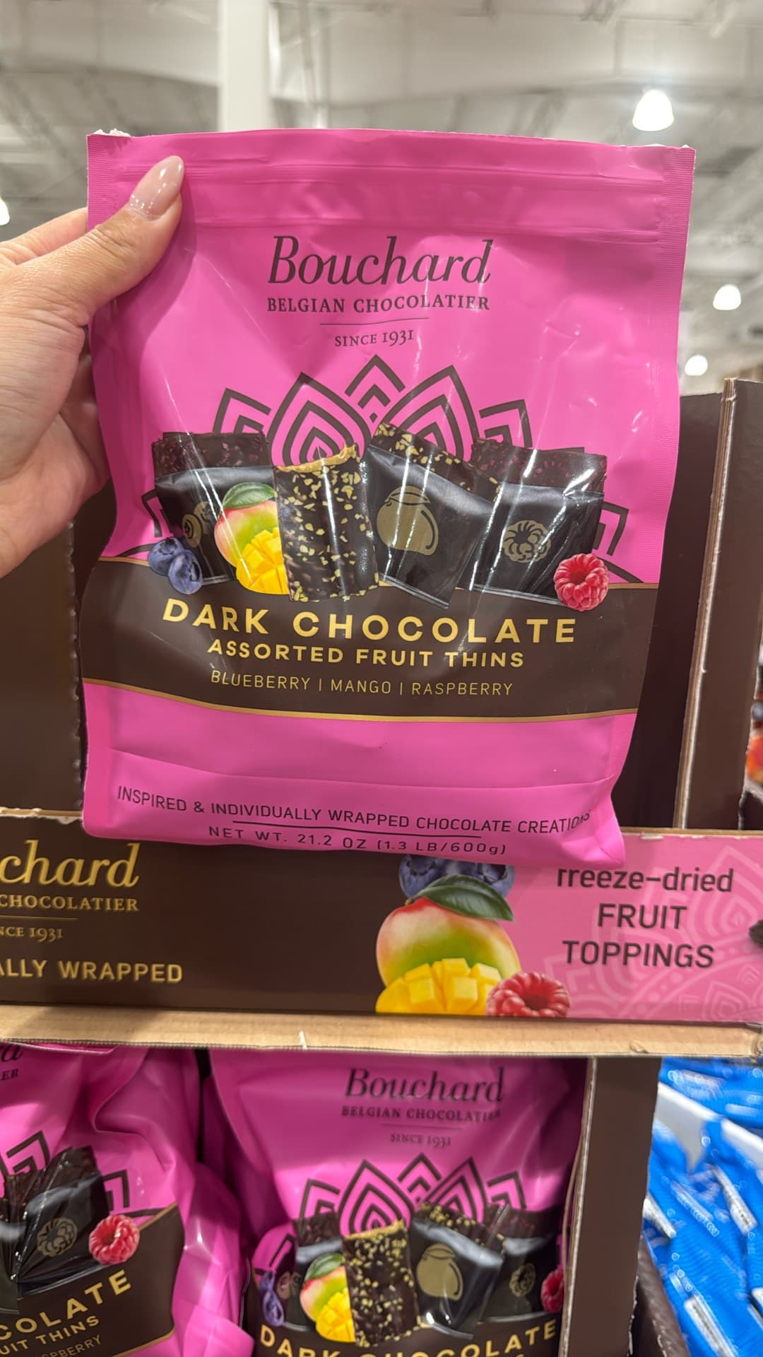 Фруктовые чипсы из тёмного шоколада Bouchard