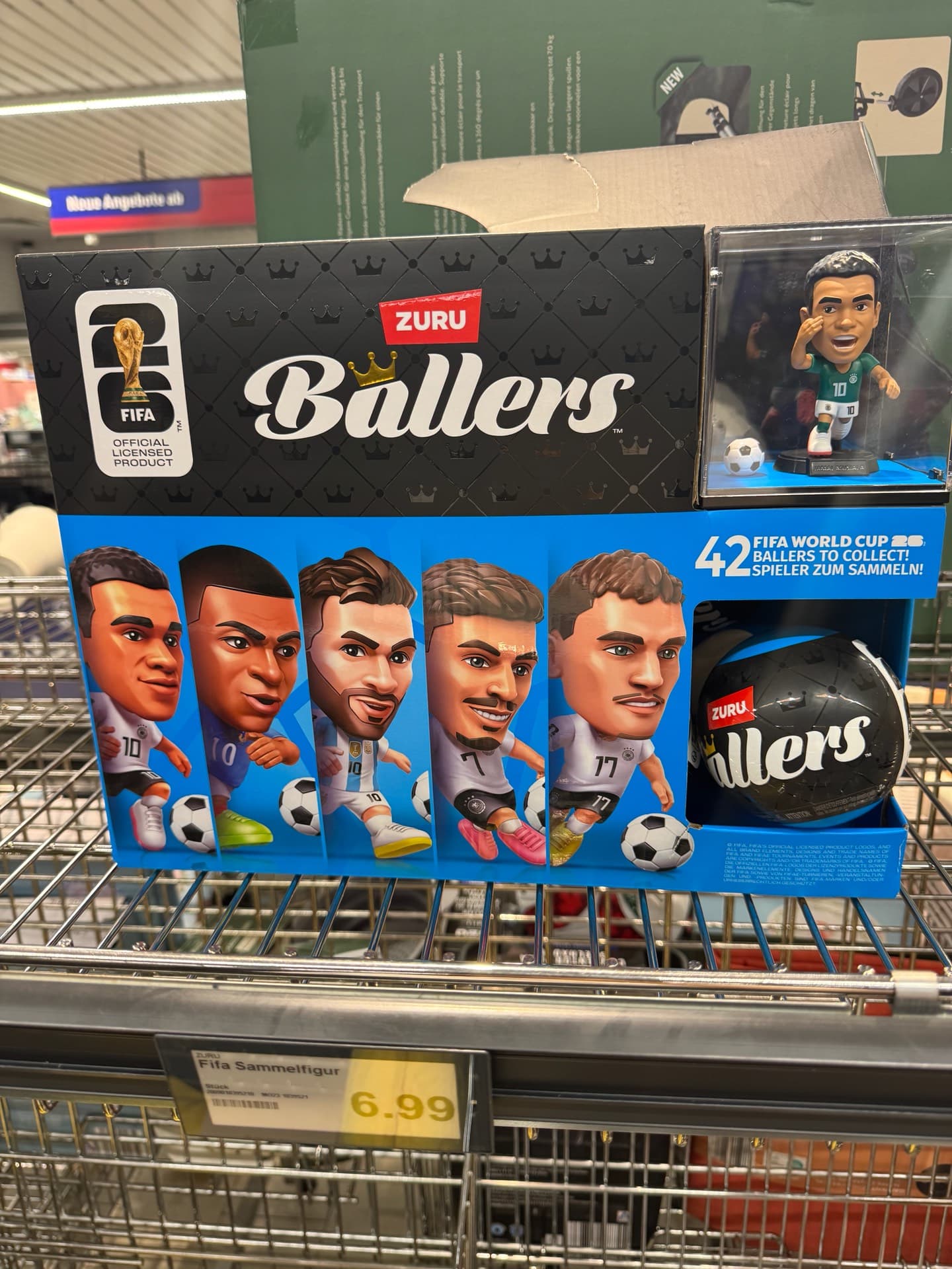 Фигурки футболистов ZURU Ballers