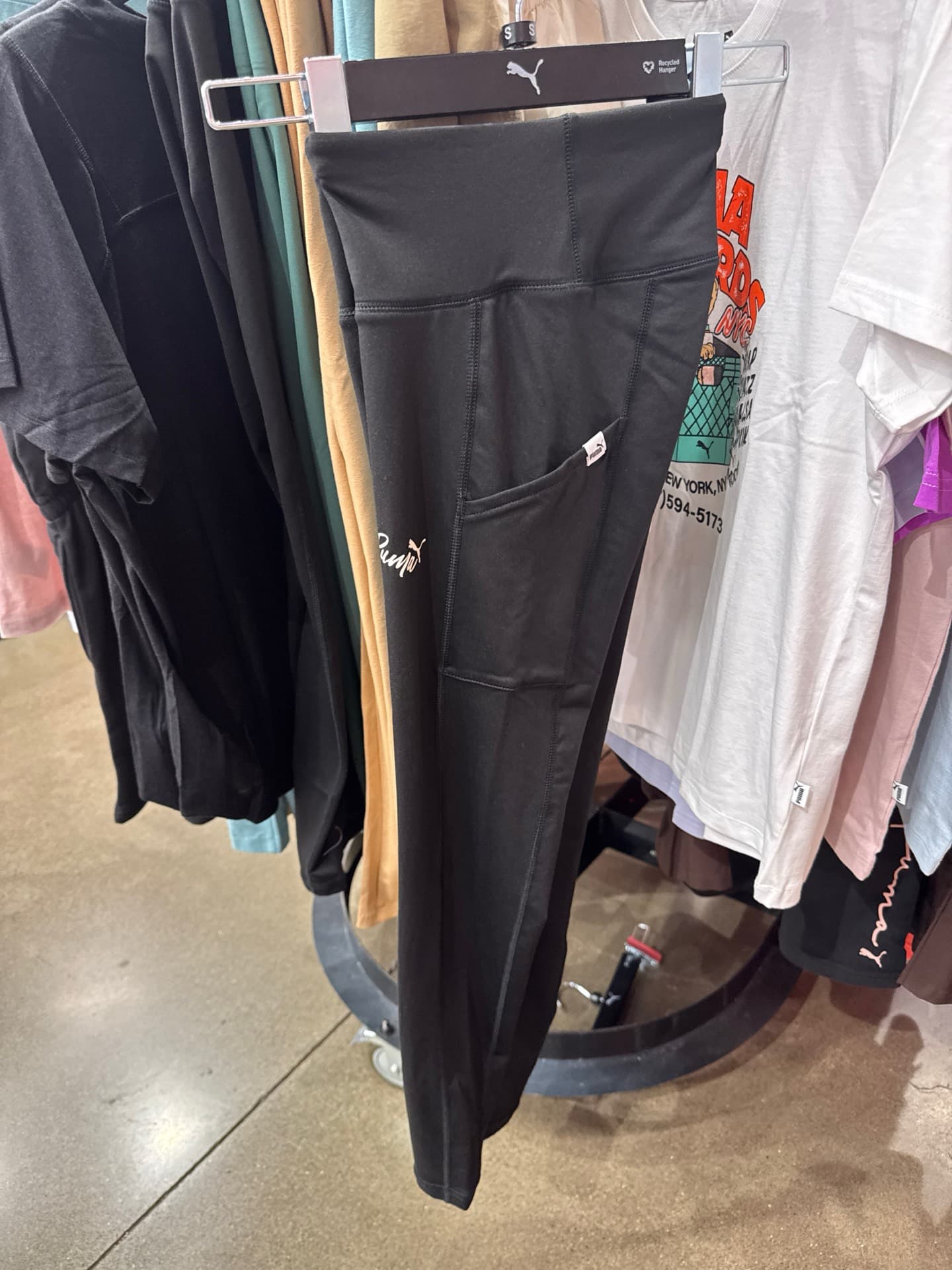 Спортивные леггинсы Puma