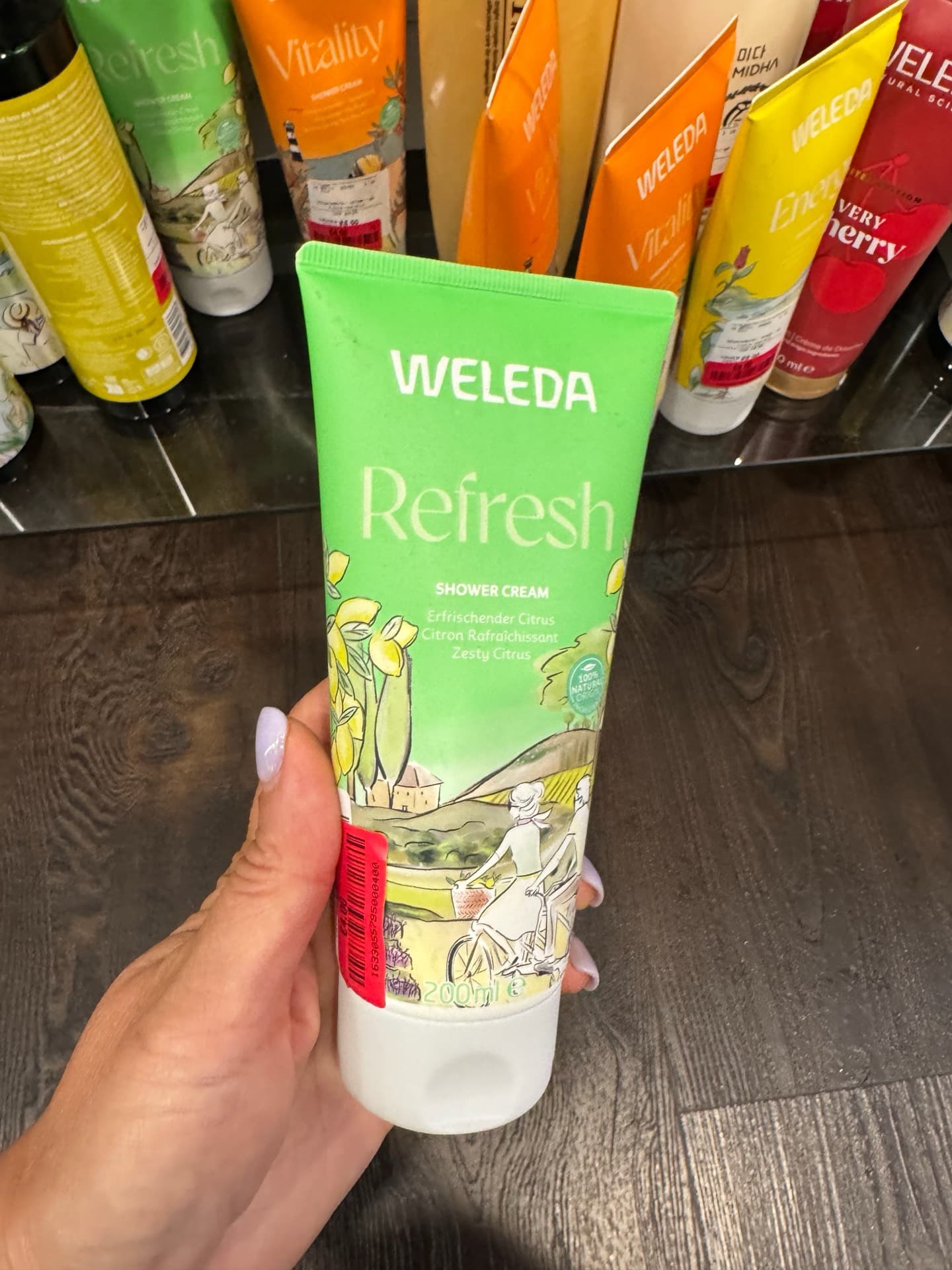 Овлажняющий душевой крем Weleda Refresh