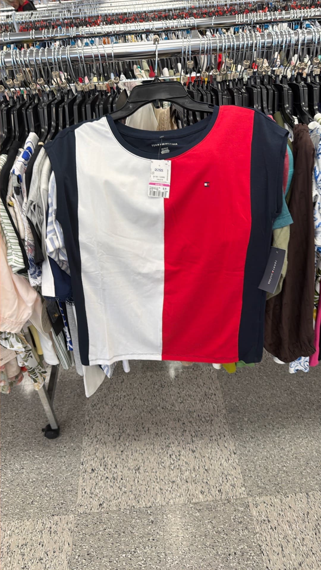 Футболка Tommy Hilfiger в стиле колорблок