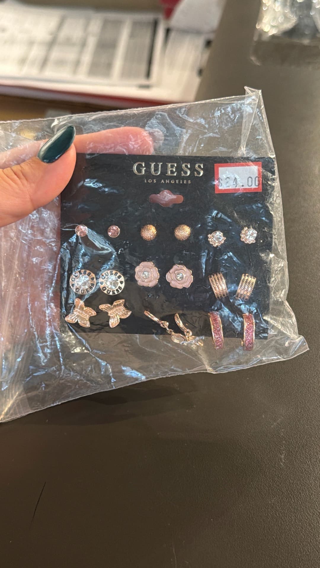 Комплект украшений Guess