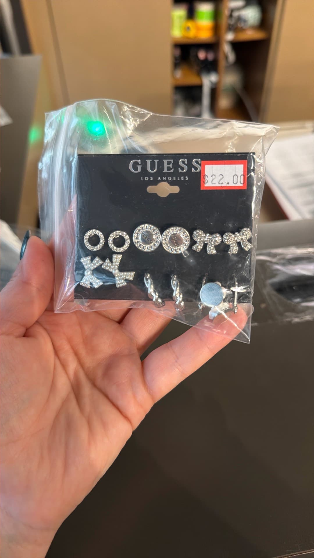 Комплект модных ювелирных изделий Guess