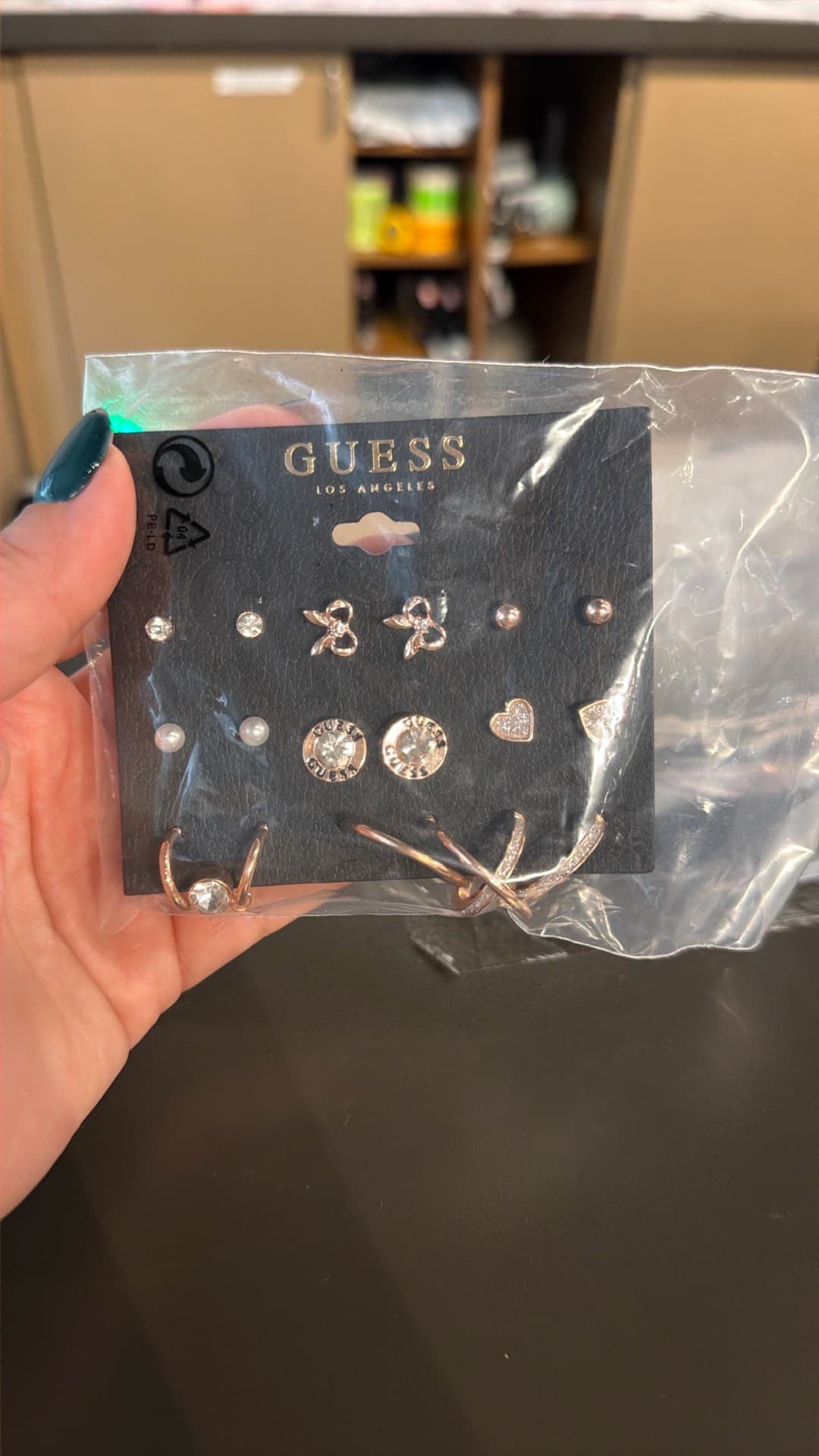 Комплект украшений Guess